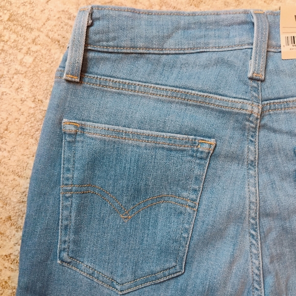 NWT 29x32 8 Levi's 726 Flare High Rise Light Wash Destructed Denim Jeans NEW - Picture 9 of 12